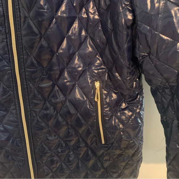 White Mark Jacket - Picture 3 of 4